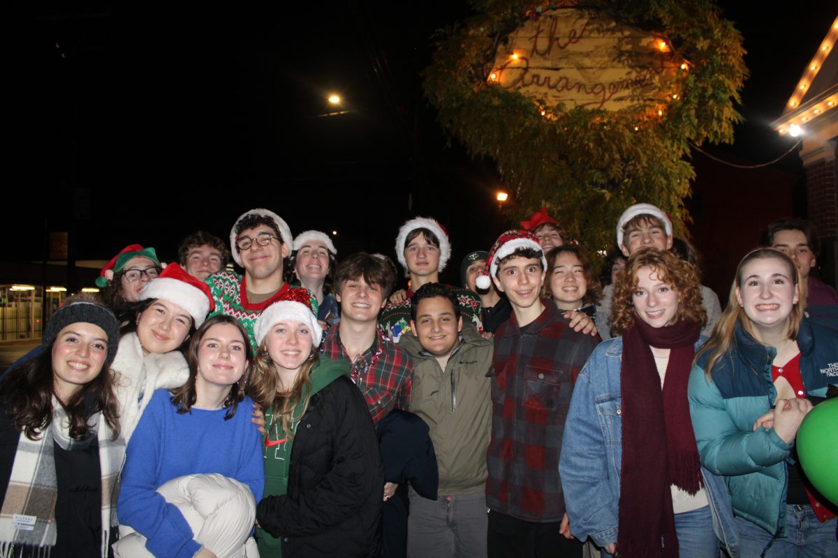 The night of Fremont caroling came to an end at The Arrangement, but the Royal Blues stuck together for frozen yogurt at Nectar just down the street.
