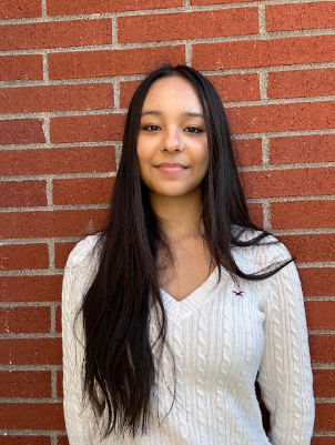 Grant High School
sophomore Cristina

Culi is a second-gen-
eration immigrant,

born to a Romanian

mother and Canadi-
an father.